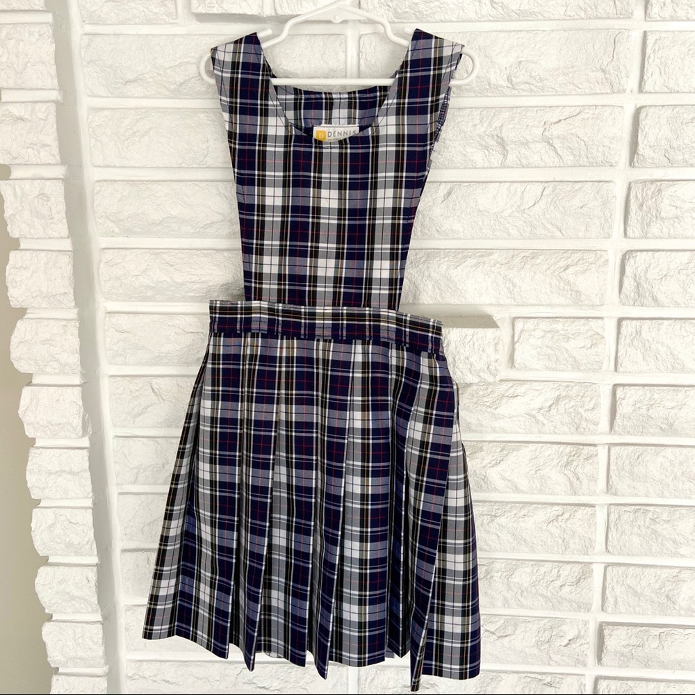 Girls Dennis Marymount plaid sz6 Jumper